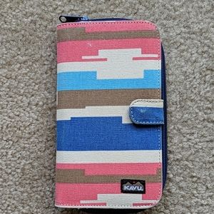 Kavu Wallet Clutch
